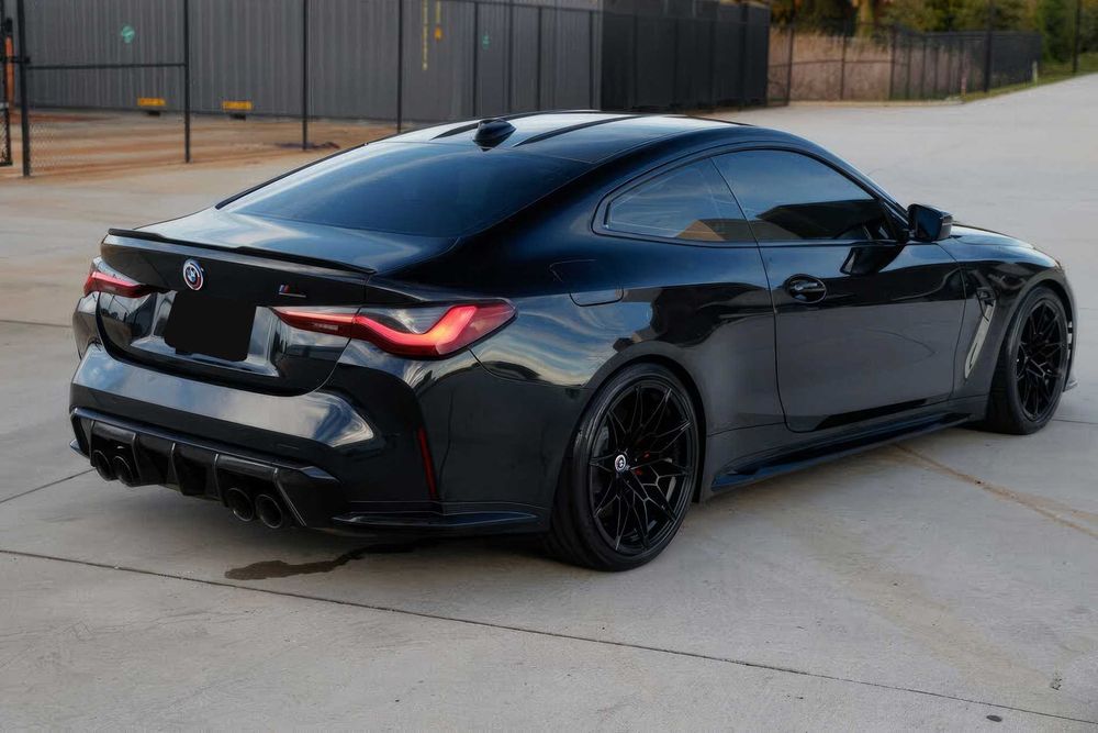 BMW M4 Competition      2022