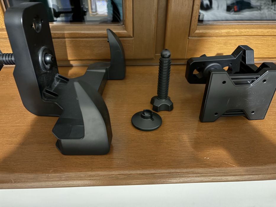 Sprzedam wolant logitech pro flight