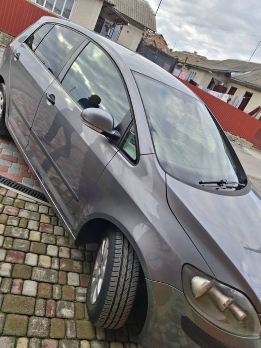 Volkswagen polo plus