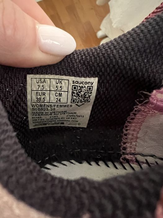 Жіночі бігові кросівки Saucony Kinvara