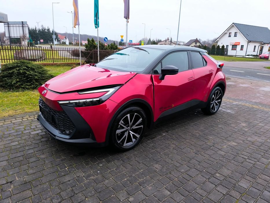 Toyota C-HR Toyota C-HR  2025 r 7000 przebieg