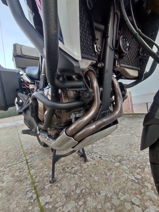 África Twin tricolor