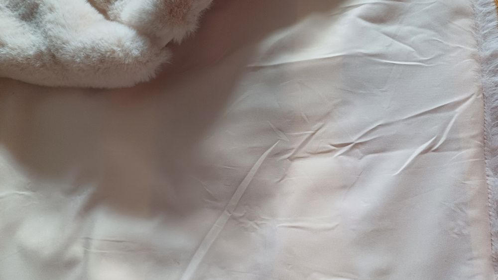 Kamizelka pluszowa brudny róż rozm.42