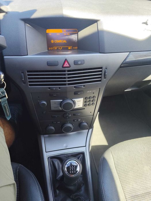 Vendo Opel Astra H 5M 1.7CDTI