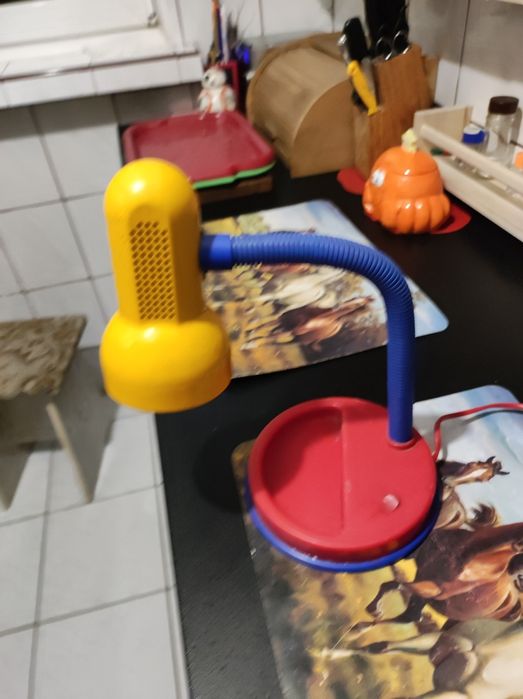 Lampka biurkowa kolorowa