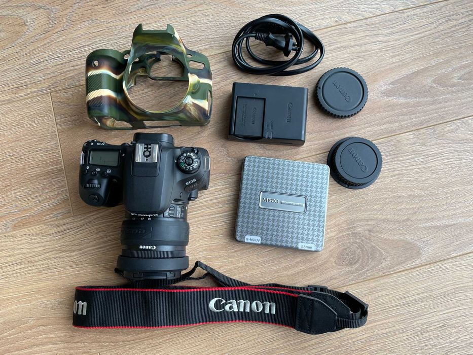 DSLR Canon 77D + Lense 18-55mm
