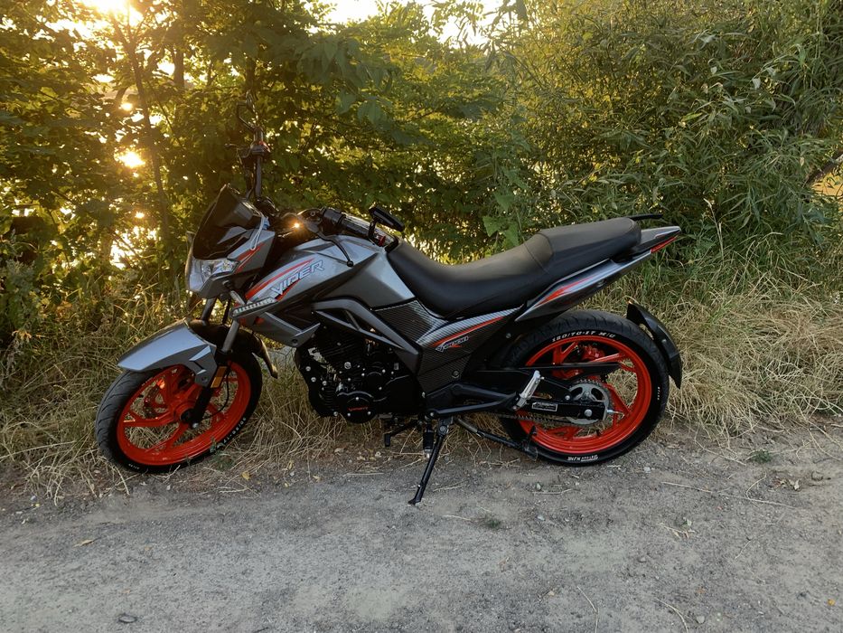 Продам вайпер в200B