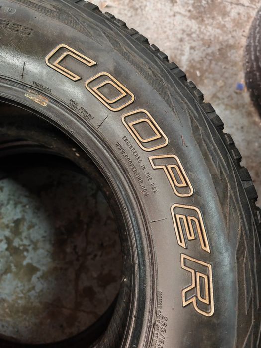 Pneus 265/65r17 Cooper Discover A/T3 com 75% piso