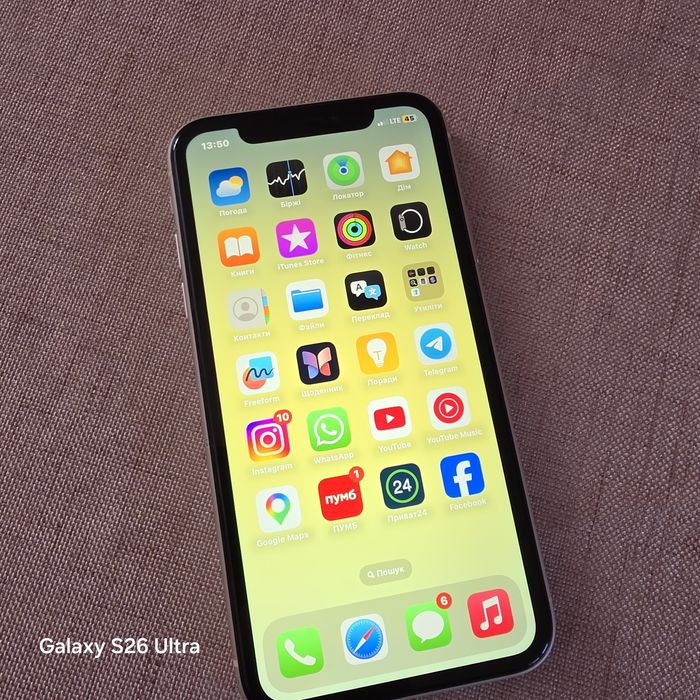 Телефон Айфон 11/64гб