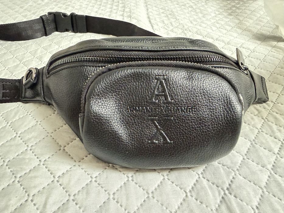 Поясна сумка Armani Exchange