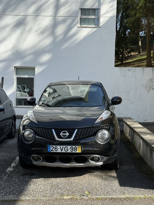 Nissan Juke  - preto - bom estado