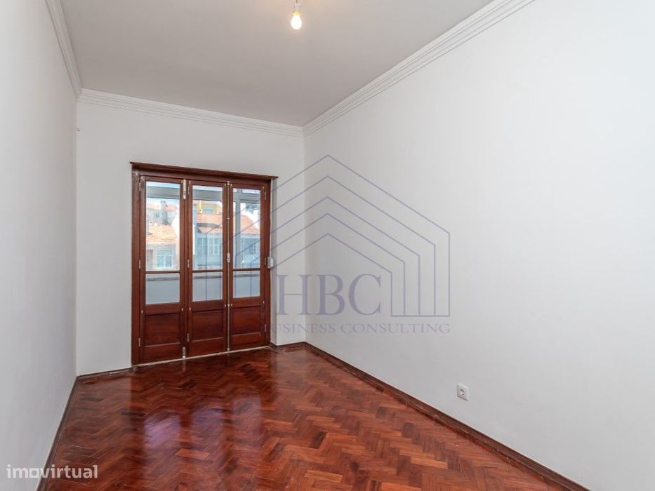 Apartamento T3 com Vista Rio - Lisboa