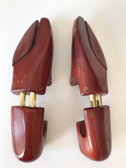 Колодки распорки для хранения обуви