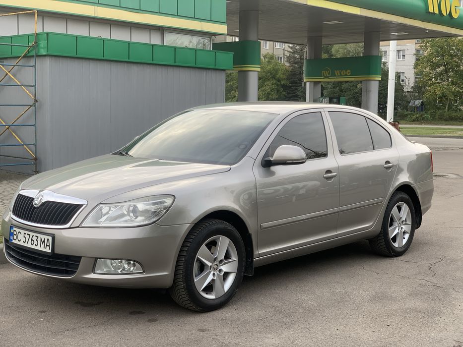 Продам Skoda Octavia 1.6 МРІ газ/бензин