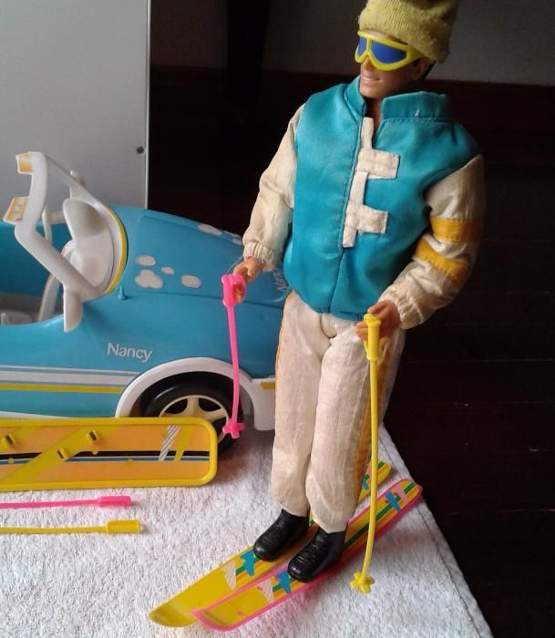 Barbie/Nancy - Carro da Neve