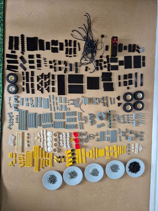 Lego 8868 technic - Ciężarówka z kompresorem, kompletny, pudełko