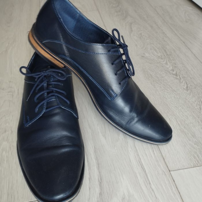 Buty eleganckie do garnituru młodzieżowe roz. 42