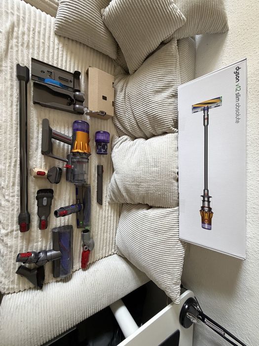 Dyson v12 slim Absolute