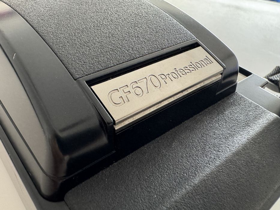 Fujifilm GF670 Professional Câmara