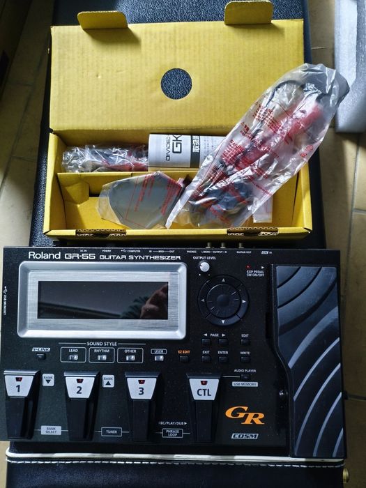 Roland GR-55GK GUITAR Sintetizador Guitarra (inclui Pickup GK-3 GUITAR