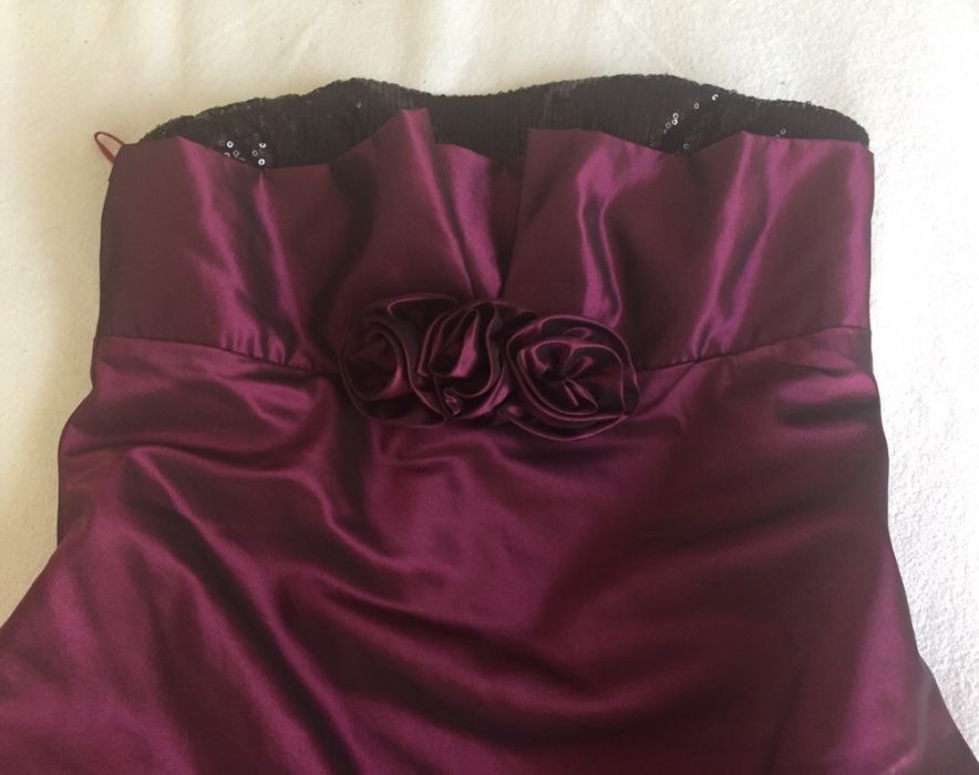 Vestido de cerimónia bordeaux Luísa de Sá – Tamanho M, modelo cai-cai