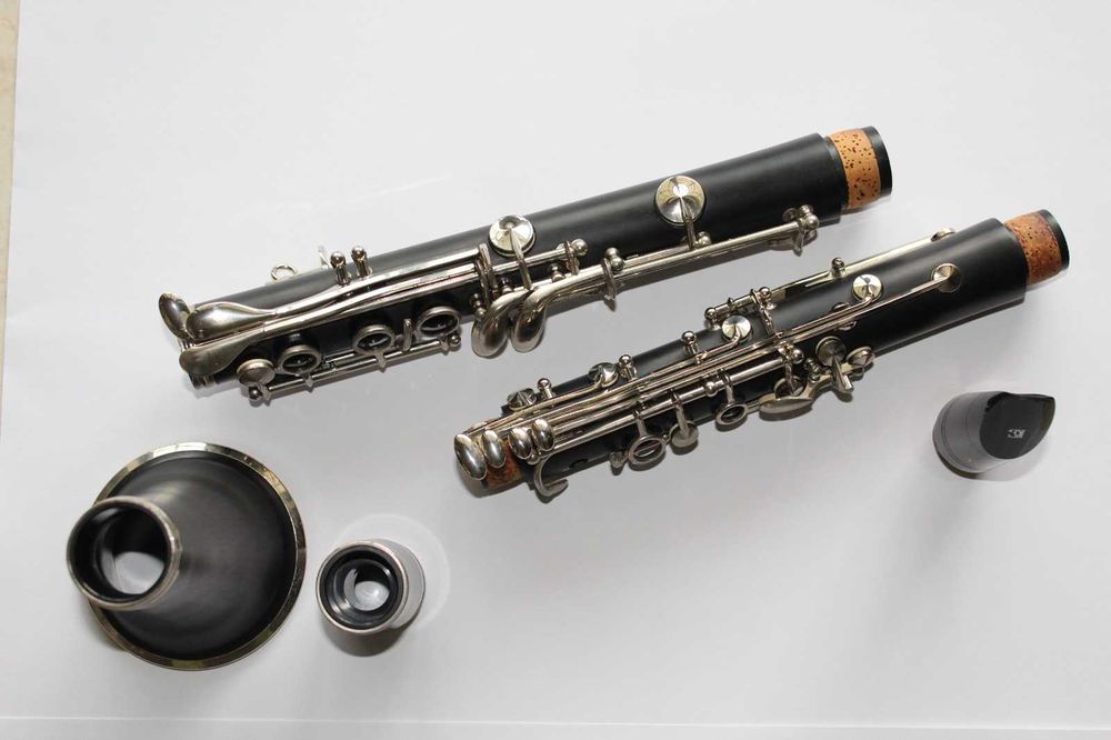 Clarinete Buffet B18, com mala.