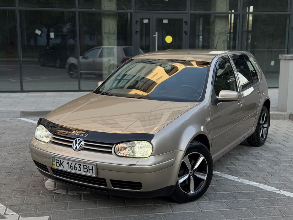 Продам Volkswagen Golf АВТОМАТ