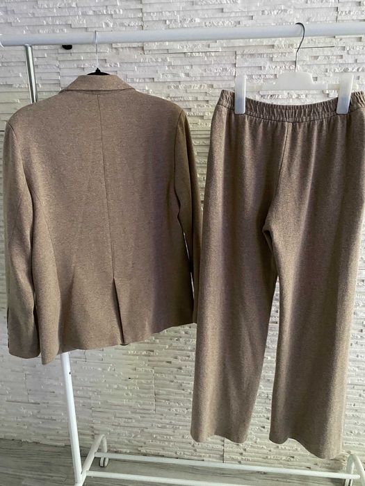 By o la la dzianinowy set garnitur bezowy żakiet szerokie spodnie