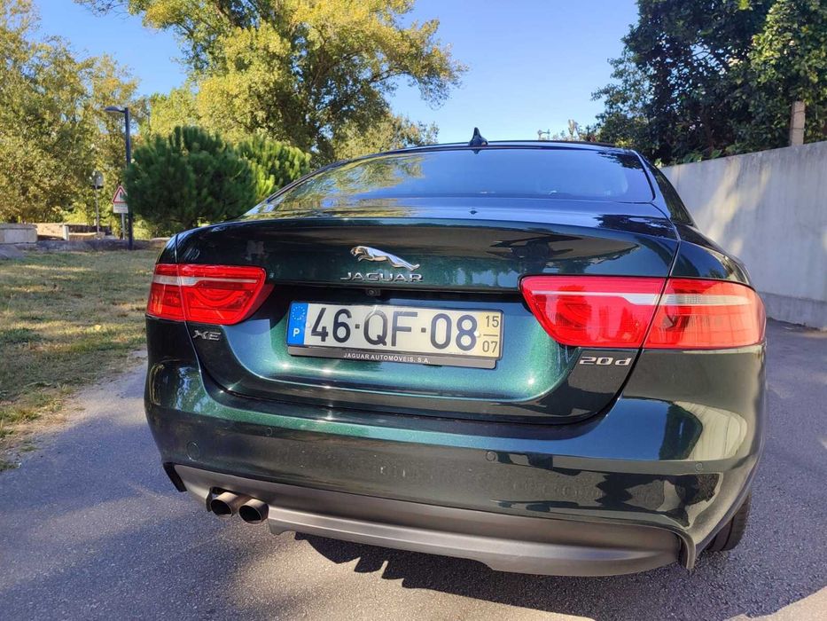 Jaguar XE 2.0 180 CV Sport — photo 3