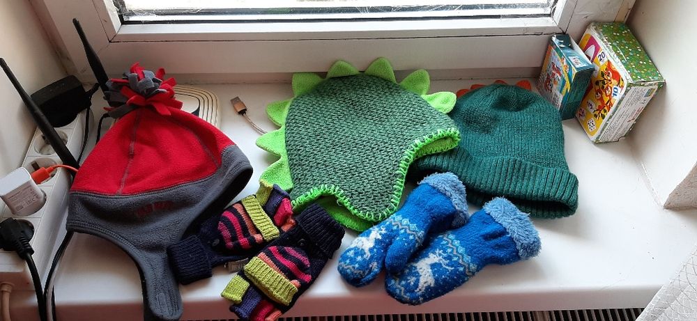 шапка деми зимняя перчатки варежки old navy carters lenne