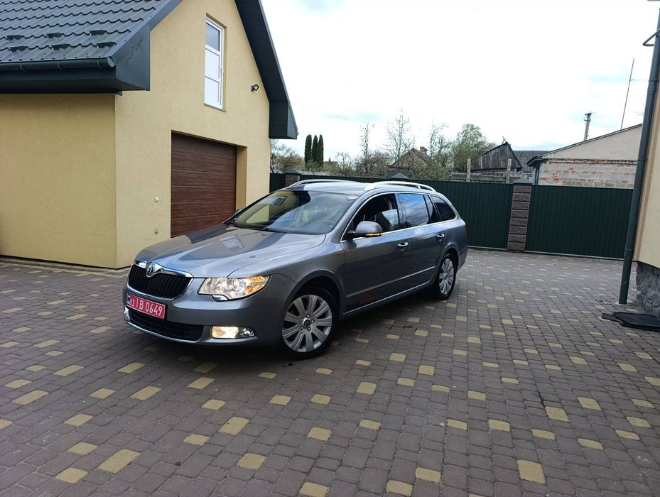 Skoda     Superb