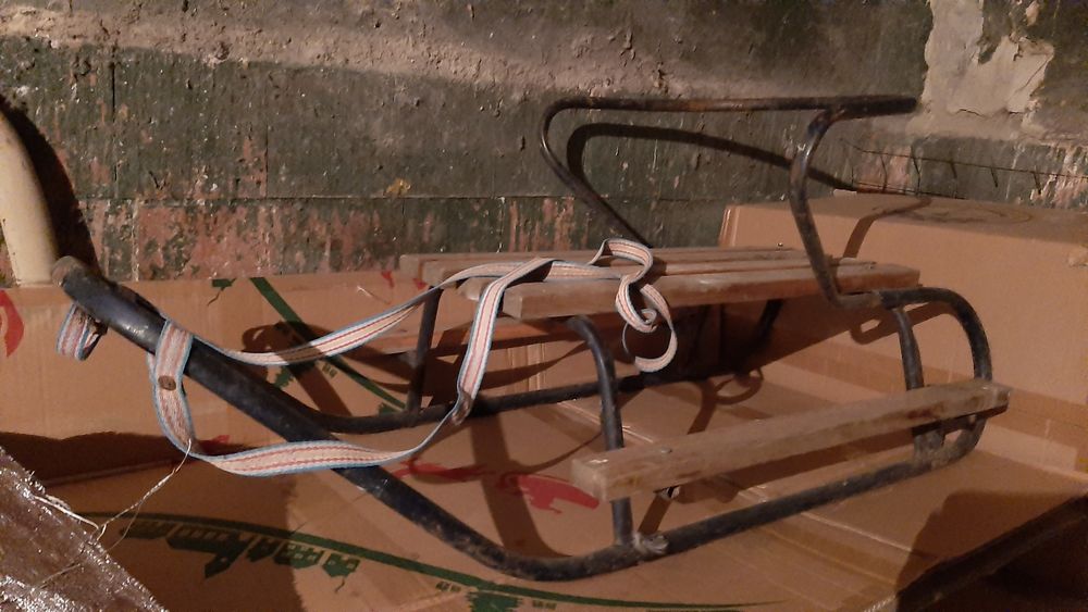 Санки большие с подножками