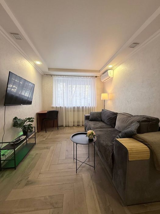 Подобово 2К Центр Яворницького