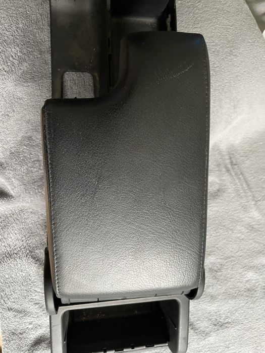 Podłokietnik do BMW E46