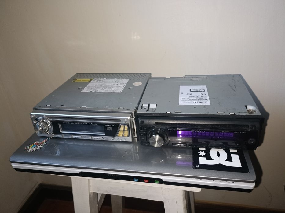 Auto radios CD Kenwood e Ciatronic