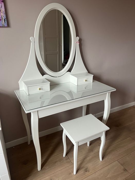 Toaletka Ikea Hemnes