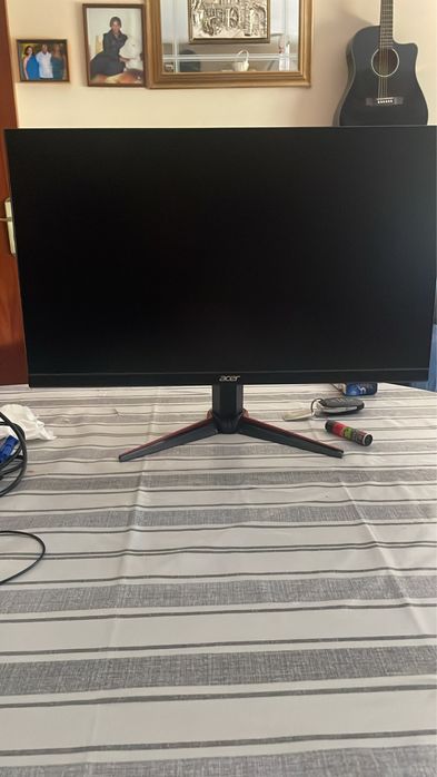 Monitor Acer Nitro VG240Y 23.8” Full HD IPS 75Hz – Excelente Estado