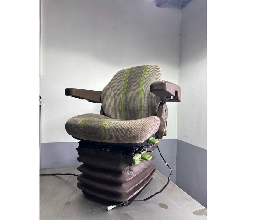 John Deere  fotel pneumatyczny Grammer regenerowany gwarancja
