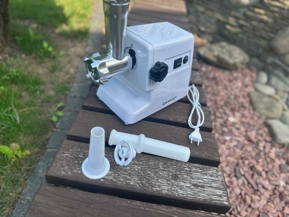 Мясорубка Германия с соковыжималкой 3000W. М'ясорубка Электромясорубка