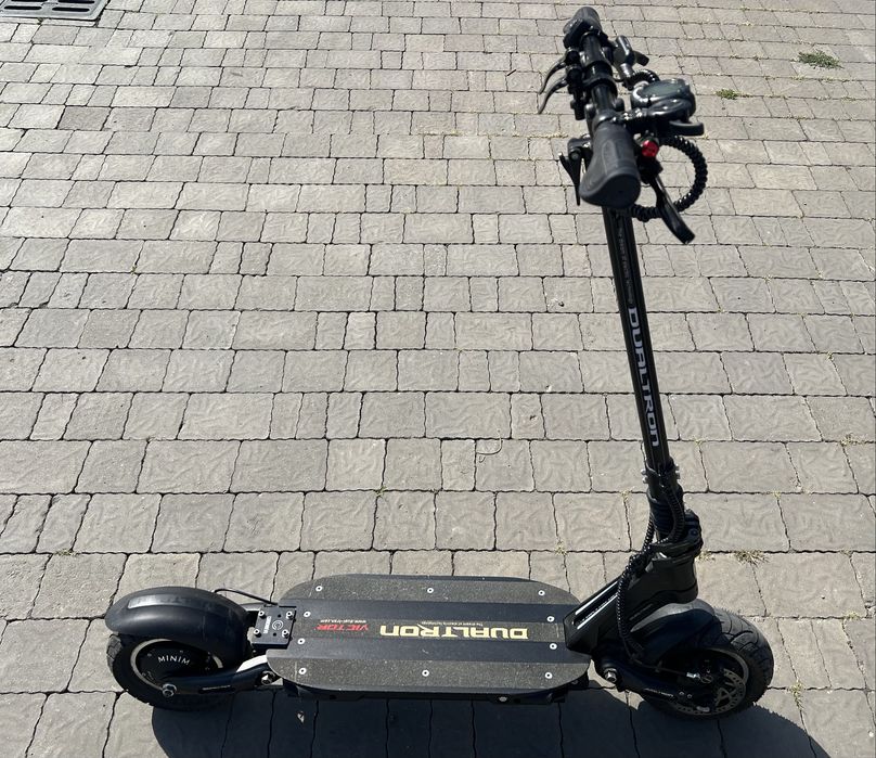 Електросамокат Dualtron Viktor