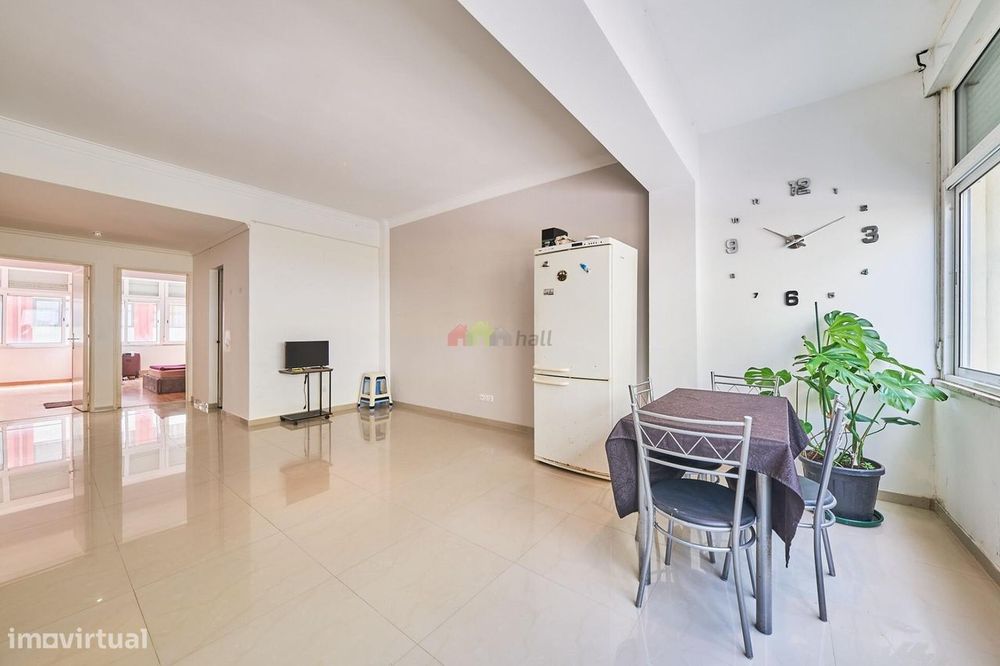 Apartamento T3 com 2 Wc´s e arrecadação