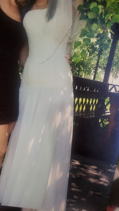 Сукня весільна молочна