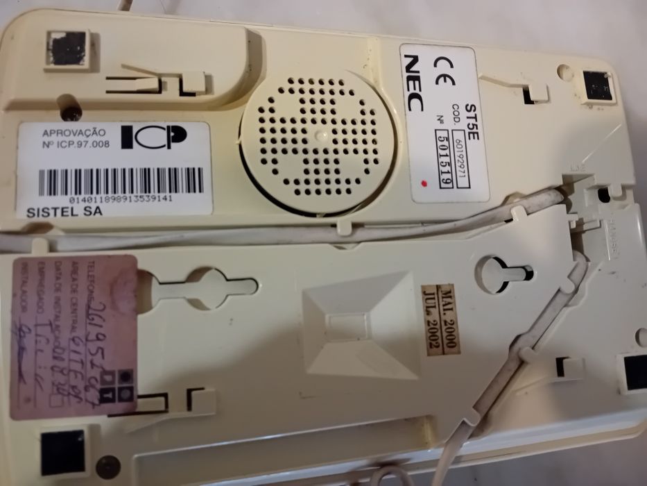 Old Fixed-Line Telephone428961692375459846