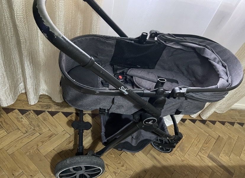Cadeira auto disney minnie mouse ( ofereco carrinho de bebe)