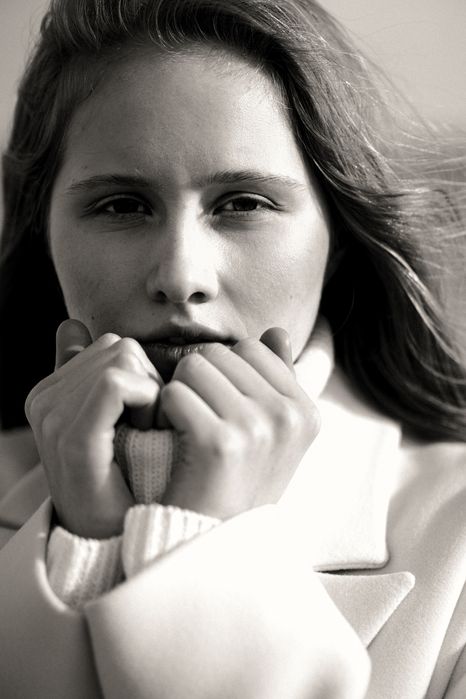 Обʼєктив Sony 85 mm 1.8