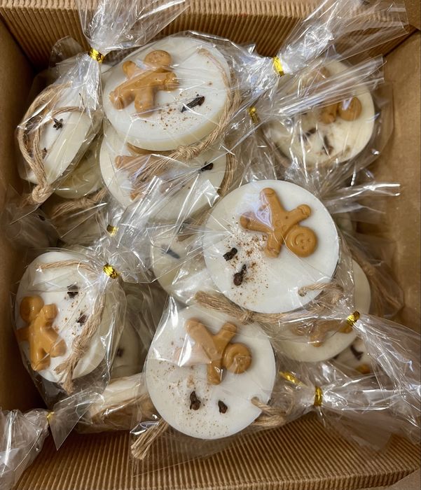 Zawieszki sojowe zapachowe swiateczne - wosk sojowy