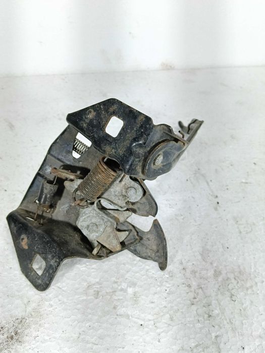 Замок капота Dodge Caravan 3 Додж Караван