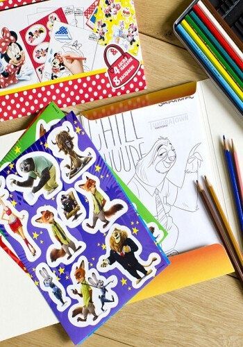 Розмальовки та наклейки з героями Звірополіс від Ранку