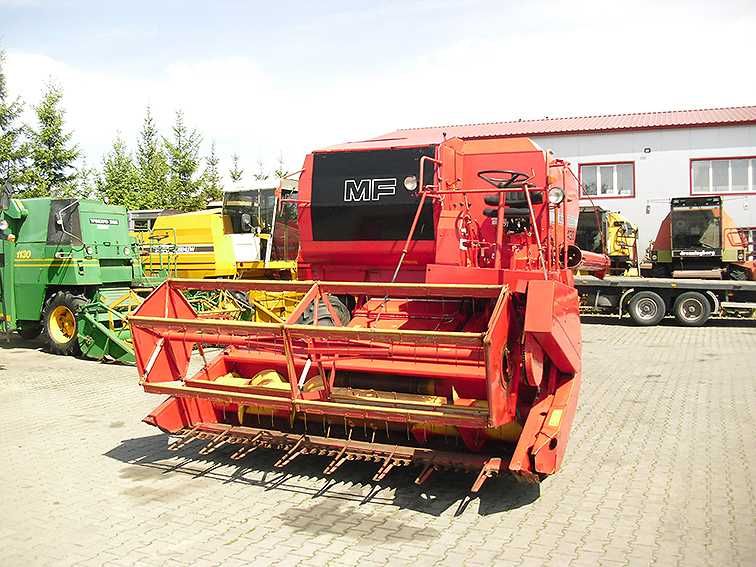 Зерноуборочный комбайн Massey Ferguson 430 (2)