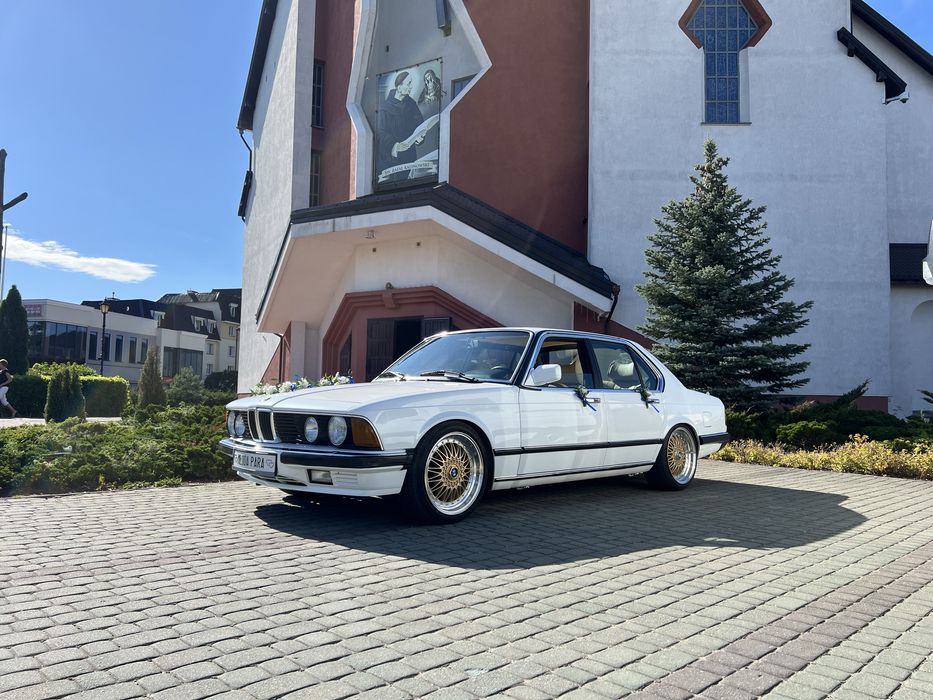 Auto do ślubu BMW E23 / klasykiem do ślubu